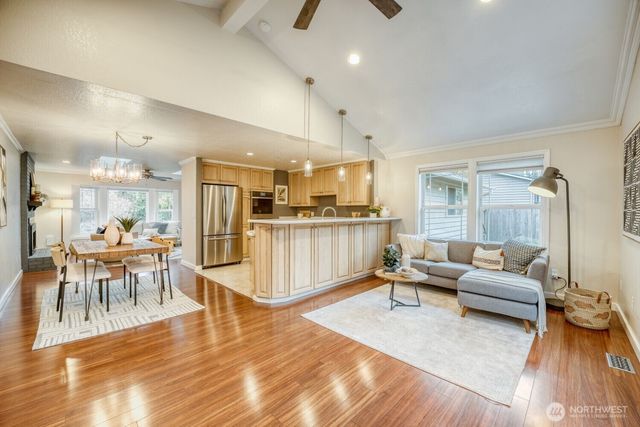 16928 17th Avenue SE, Bothell, WA 98012