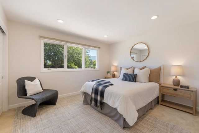 27133 Adonna Court, Los Altos Hills, CA 94022