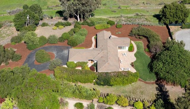 27133 Adonna Court, Los Altos Hills, CA 94022