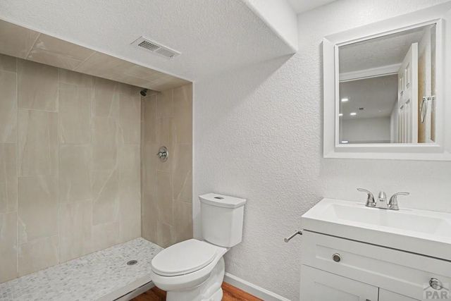 209 James St, Avondale, CO 81022