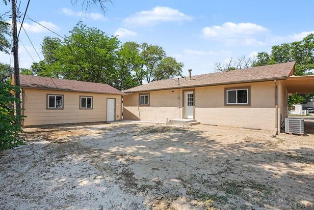 209 James St, Avondale, CO 81022