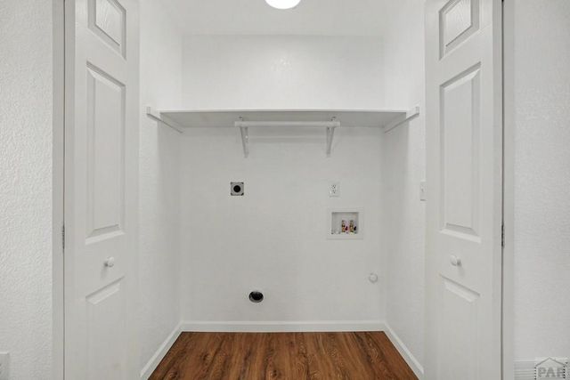 209 James St, Avondale, CO 81022