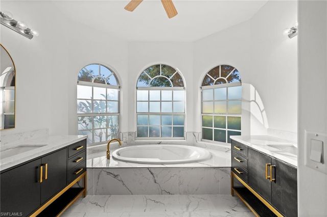 3972 Ruxton RD, Naples, FL 34116