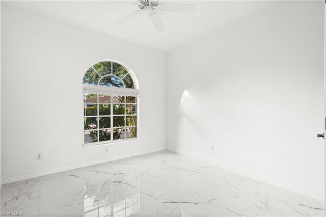 3972 Ruxton RD, Naples, FL 34116