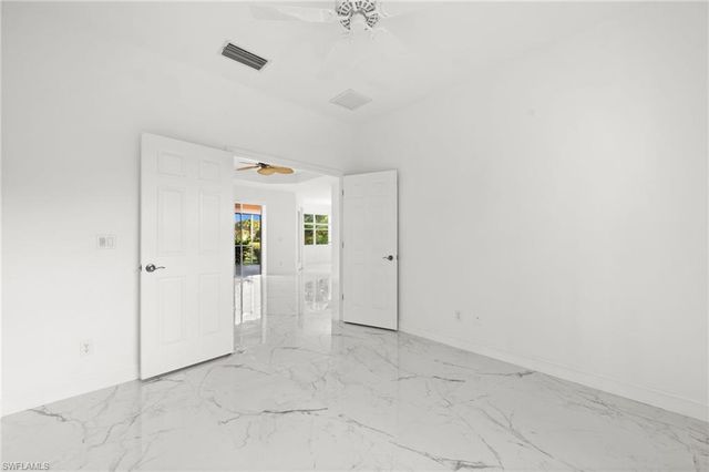 3972 Ruxton RD, Naples, FL 34116