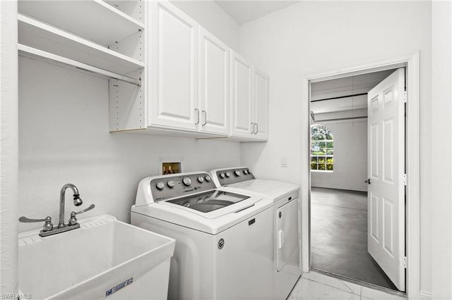 3972 Ruxton RD, Naples, FL 34116