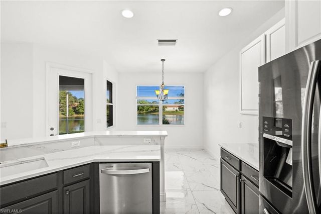 3972 Ruxton RD, Naples, FL 34116