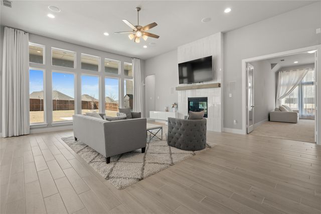548 Horsetail Way, Haslet, TX 76052