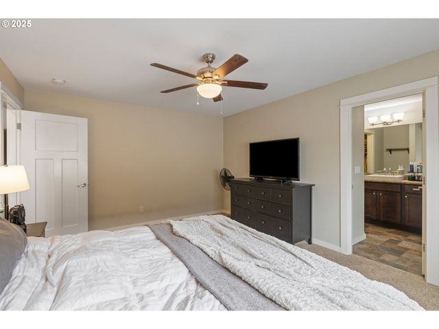 409 S STATE St, Sutherlin, OR 97479