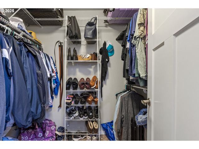 409 S STATE St, Sutherlin, OR 97479