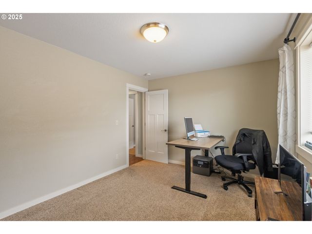 409 S STATE St, Sutherlin, OR 97479