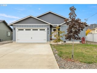 409 S STATE St, Sutherlin, OR 97479