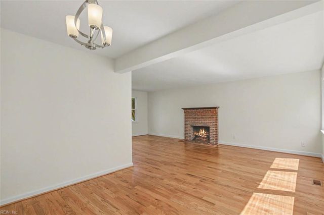 213 Brooke DR, Hampton, VA 23663