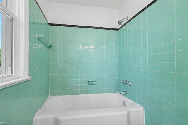 213 Brooke DR, Hampton, VA 23663