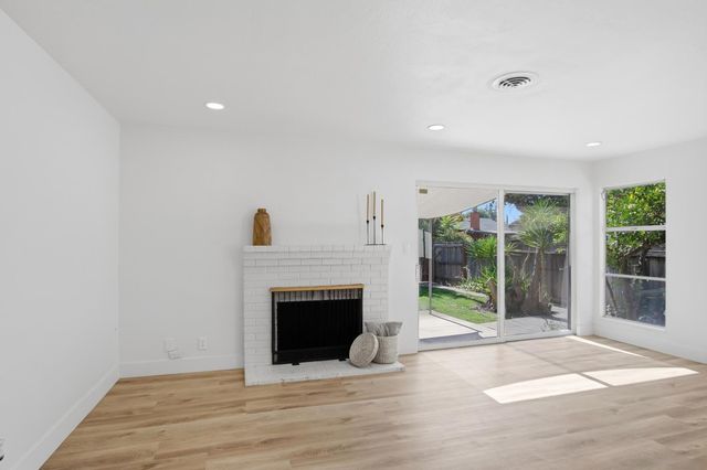 316 Tokay Ave, Modesto, CA 95350