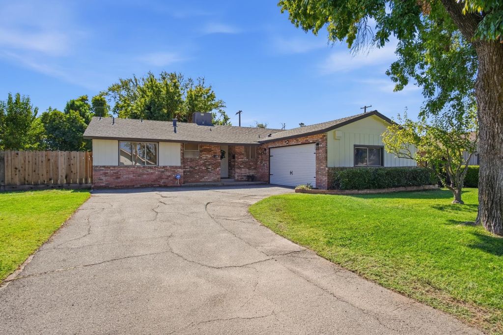 316 Tokay Ave, Modesto, CA 95350