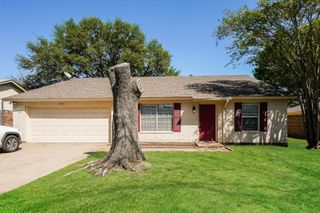 6117 Autumn Springs Drive, Arlington, TX 76001