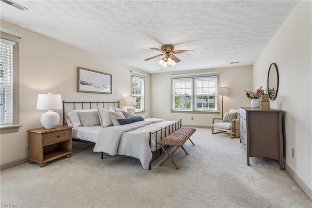 3 Carmines CT, Poquoson, VA 23662
