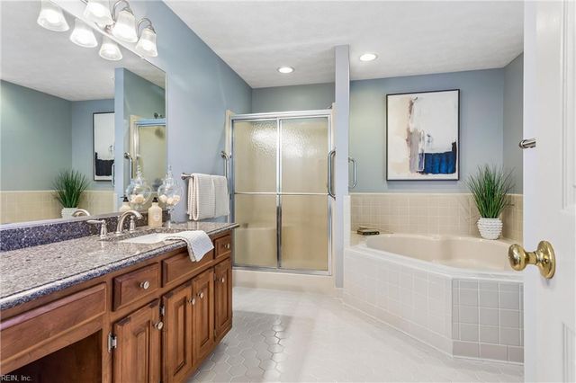 3 Carmines CT, Poquoson, VA 23662