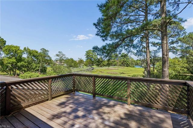 3 Carmines CT, Poquoson, VA 23662