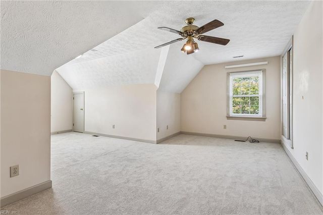 3 Carmines CT, Poquoson, VA 23662