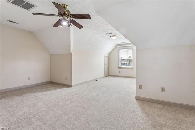 3 Carmines CT, Poquoson, VA 23662