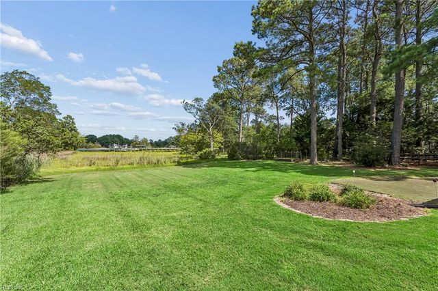 3 Carmines CT, Poquoson, VA 23662