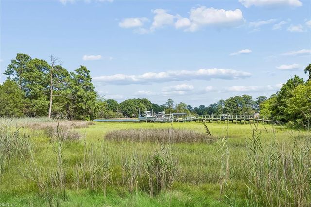 3 Carmines CT, Poquoson, VA 23662