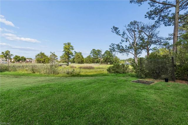 3 Carmines CT, Poquoson, VA 23662