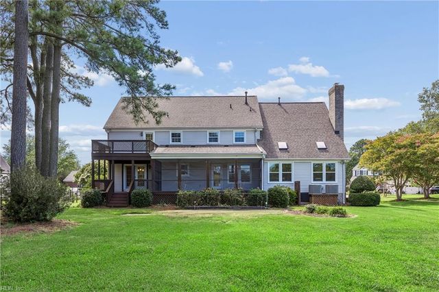 3 Carmines CT, Poquoson, VA 23662