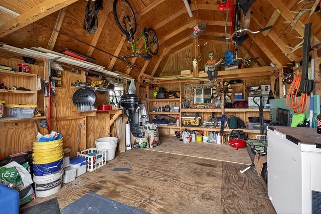 175 Humphrey Rd, Walling, TN 38587