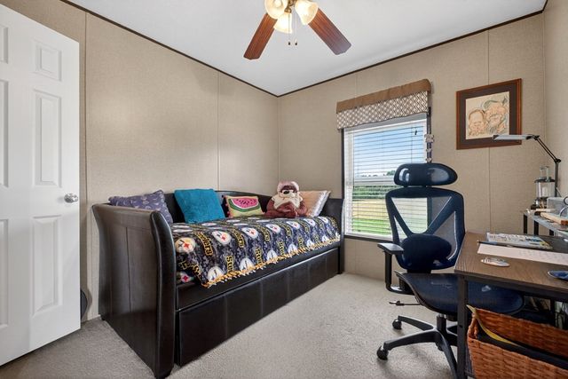 175 Humphrey Rd, Walling, TN 38587