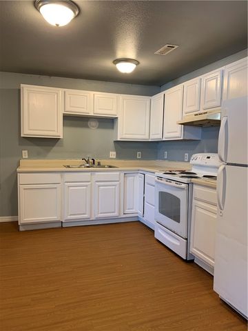 700 Virginia Street 202, Springdale, AR 72764