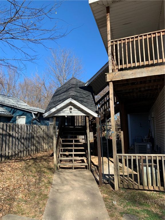 700 Virginia Street 202, Springdale, AR 72764