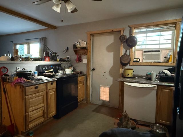 1633 Kay Lane, Reno, TX 76020