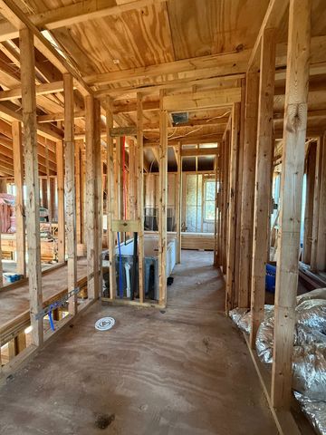 1633 Kay Lane, Reno, TX 76020