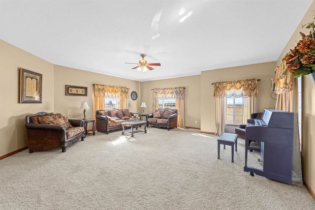 1140 W Hidden Springs Rd, Salina, KS 67401