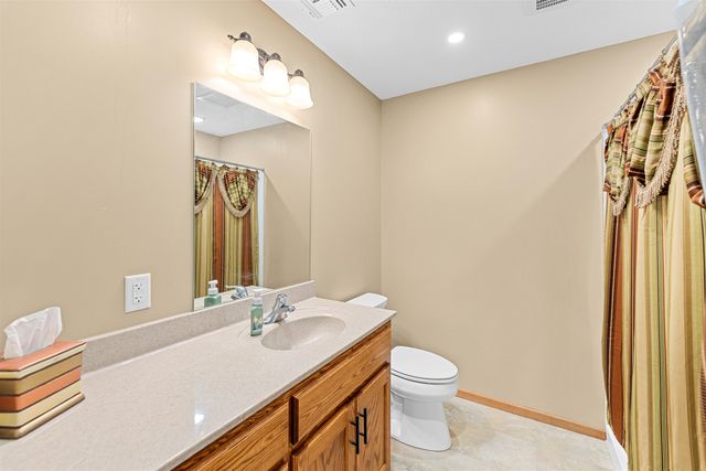 1140 W Hidden Springs Rd, Salina, KS 67401