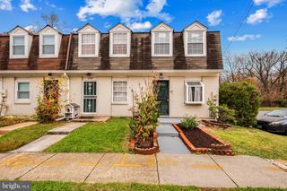 1765 DUTCH VILLAGE DR #L-326, Landover, MD 20785