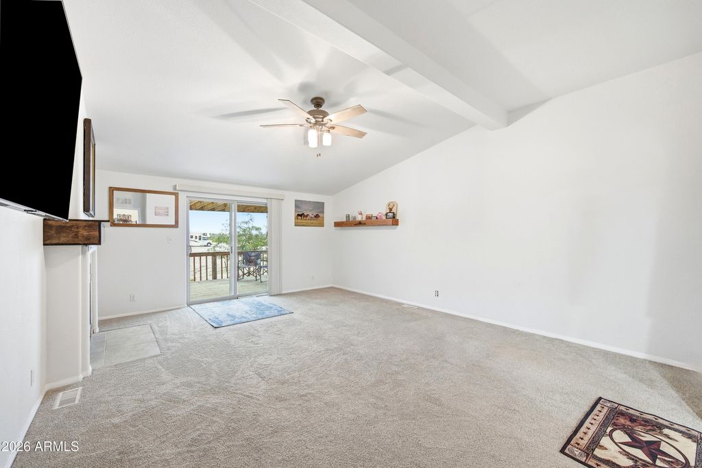 Image 14 of property listing at 4623 N 333RD Avenue, Tonopah, AZ 85354