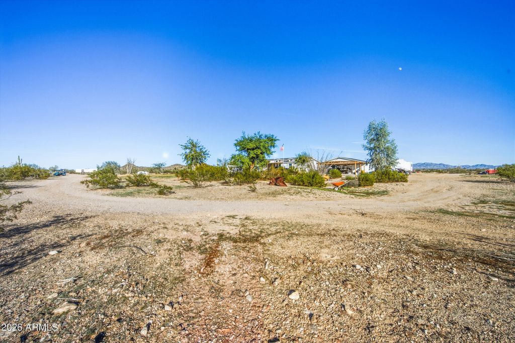 Image 22 of property listing at 4623 N 333RD Avenue, Tonopah, AZ 85354