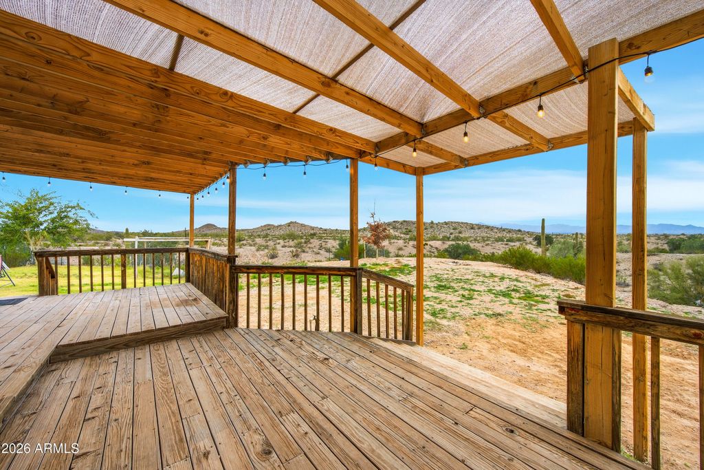 Image 25 of property listing at 4623 N 333RD Avenue, Tonopah, AZ 85354