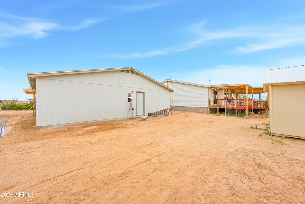 Image 33 of property listing at 4623 N 333RD Avenue, Tonopah, AZ 85354