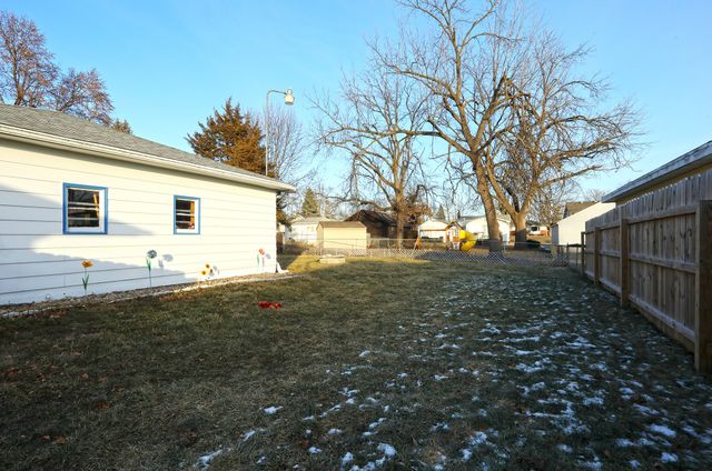 3941 E 26th Street, Des Moines, IA 50317