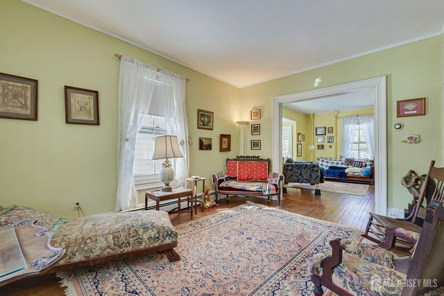 52 Spring Street, Metuchen, NJ 08840