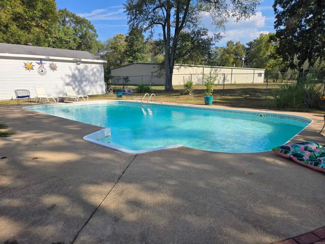 110 Circle R court, Hot Springs, AR 71901