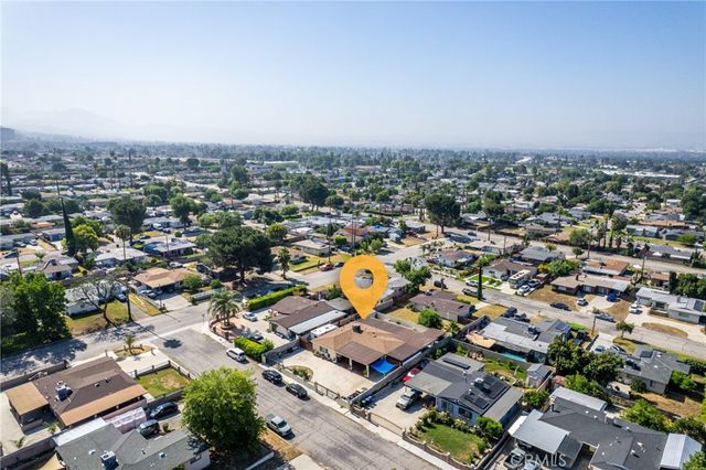 25479 Los Flores Drive, San Bernardino, CA 92404