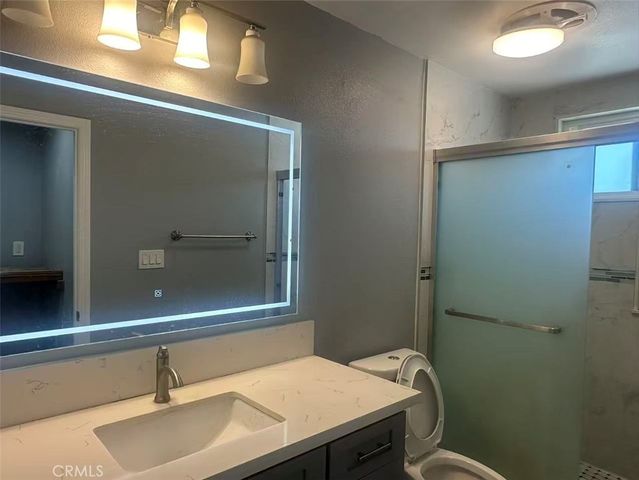 8932 Redwood, Fontana, CA 92335