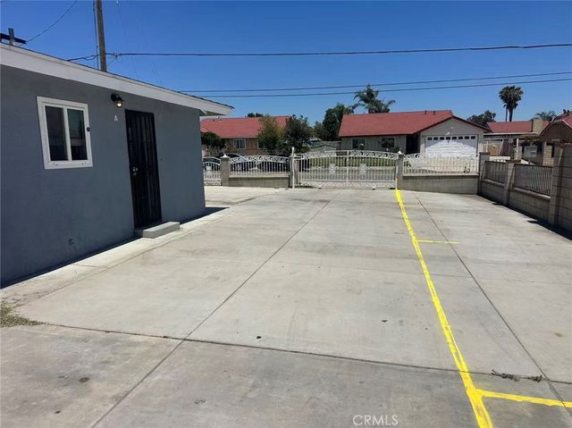 8932 Redwood, Fontana, CA 92335