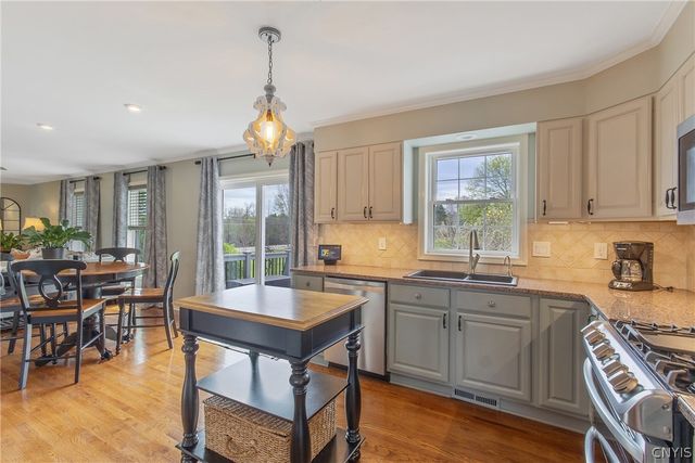 4796 Fawn Hill, Onondaga, NY 13215